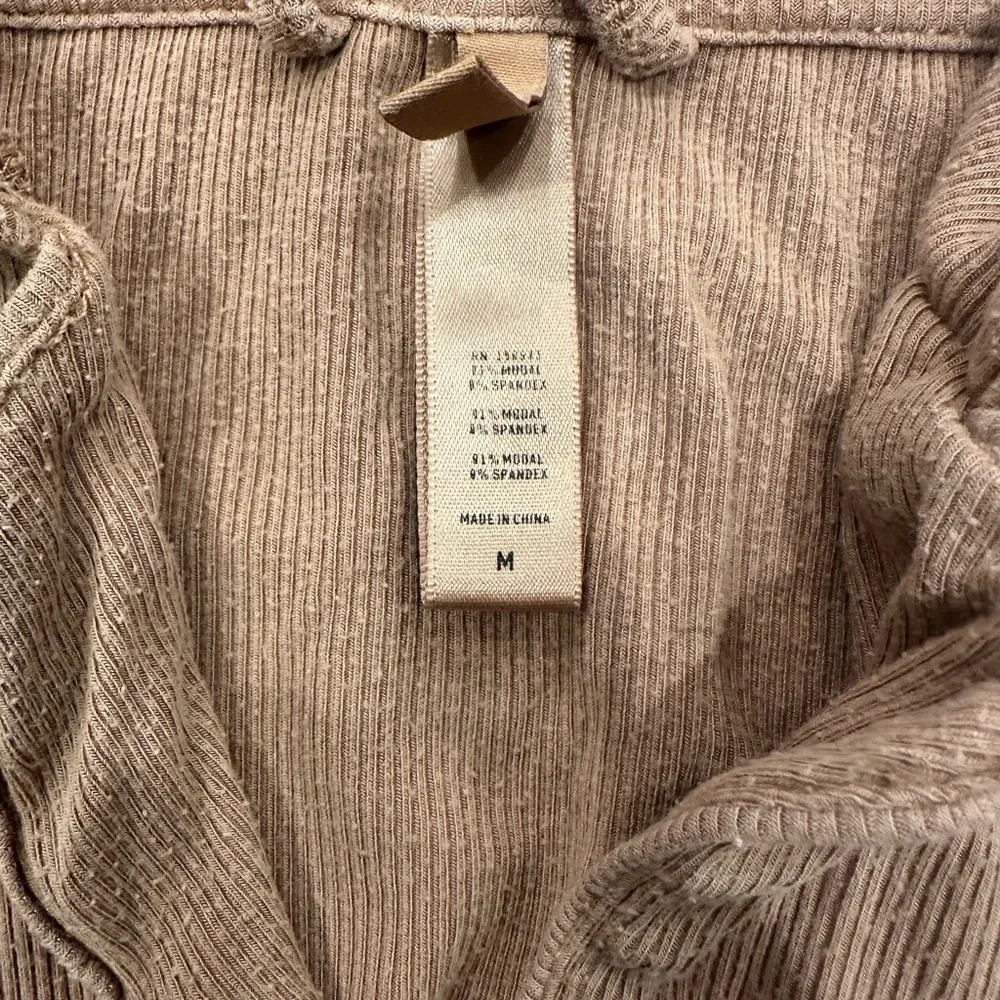Skims Brown Button-Up Pajama Set - Picture 3 of 3